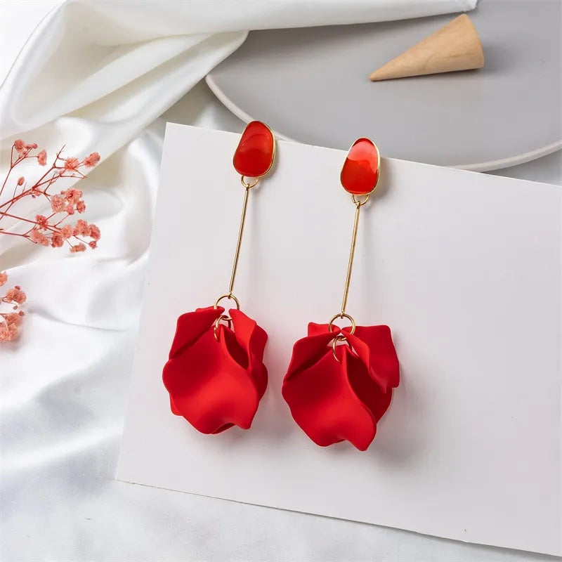 Aretes de Petalos colgados